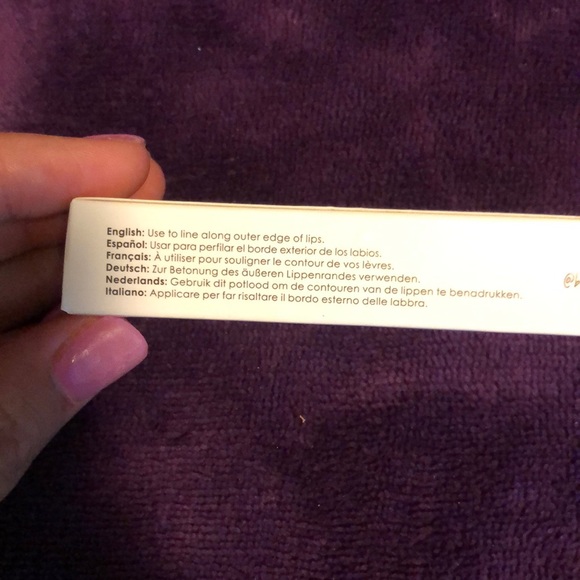 Lip liner - Picture 5 of 7